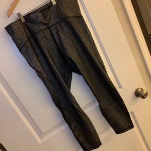 New lululemon silver leggings